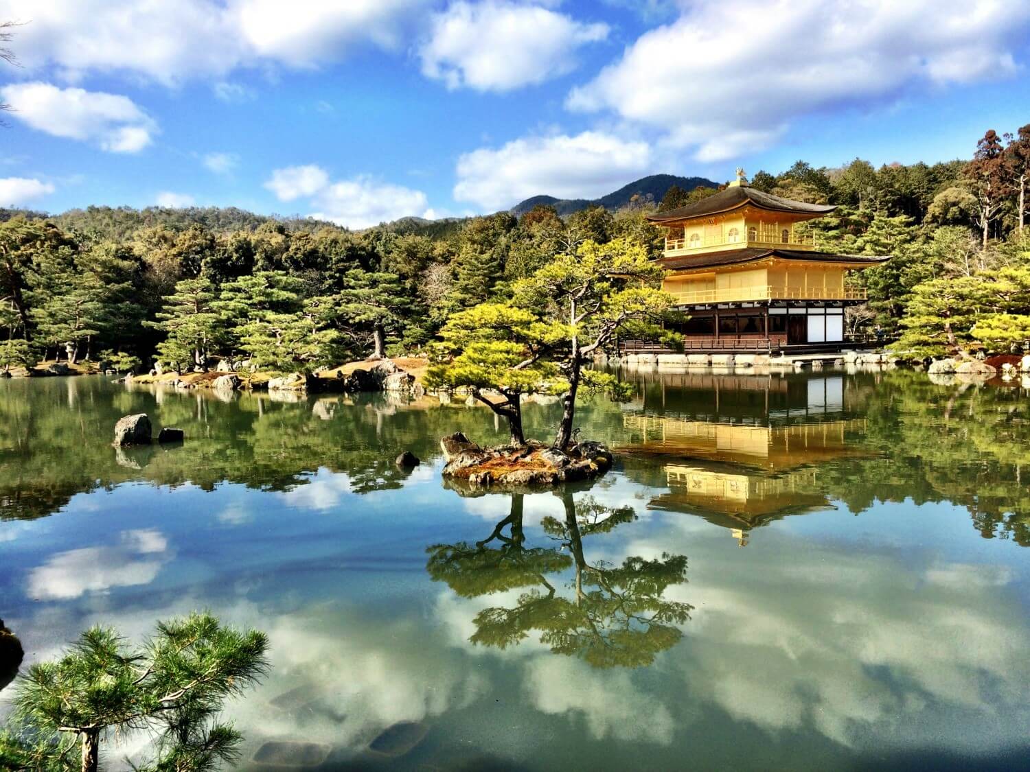 Kioton kultainen paviljonki 