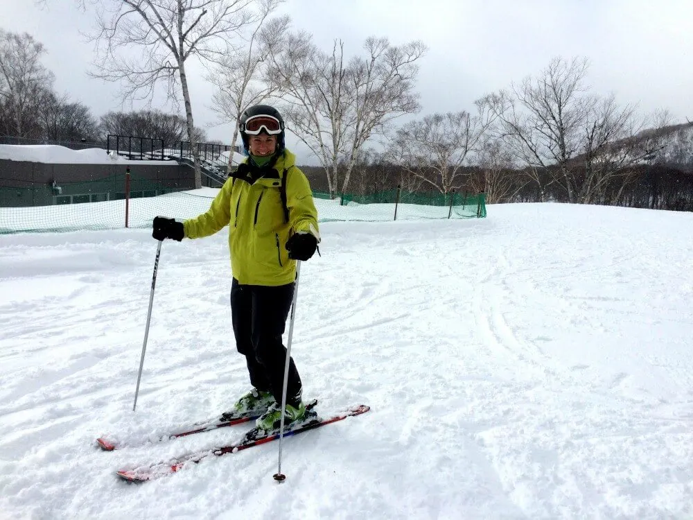 skiing in japan