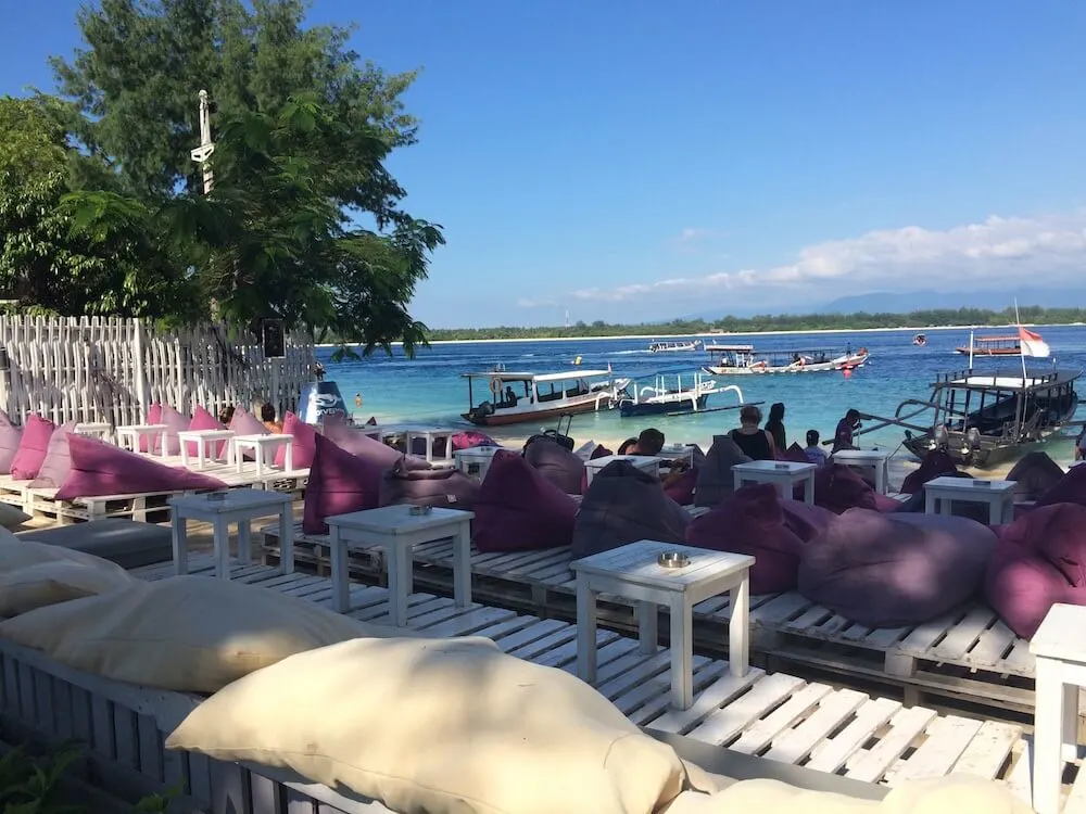 Where to find the boat party in gili T