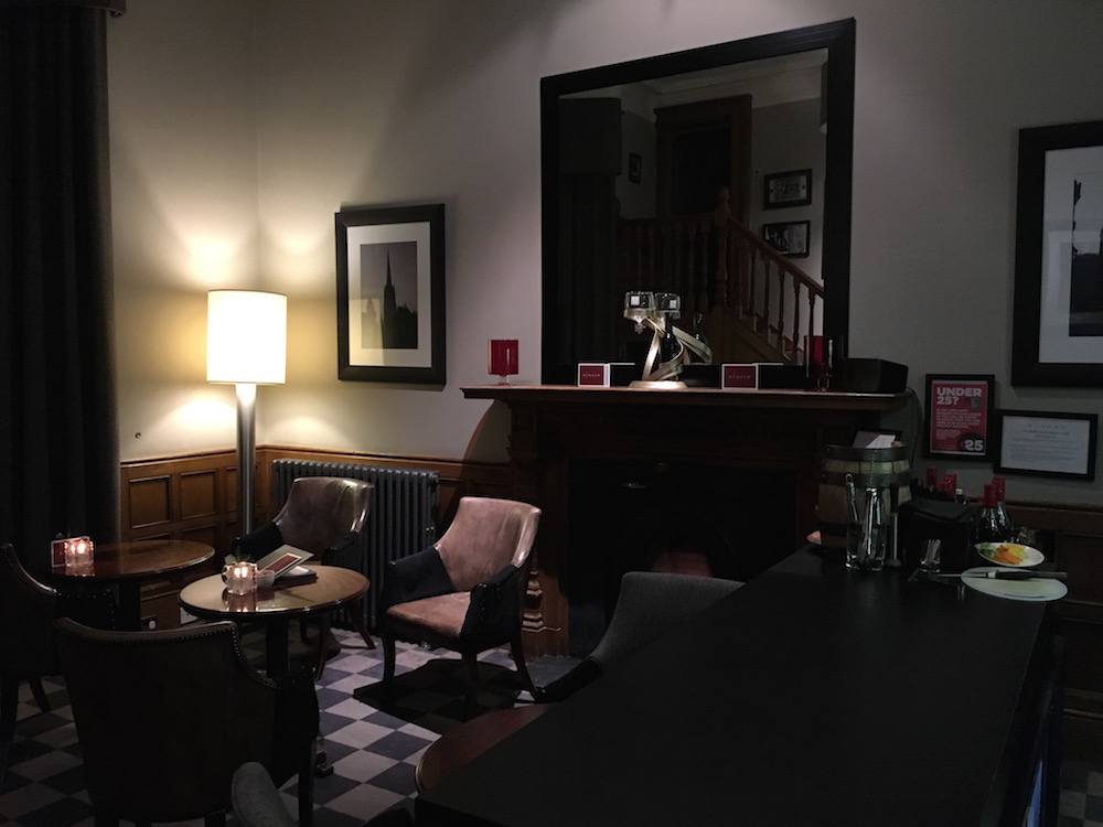 Bonham Hotel 