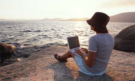 OnlineTravelHR_Corbis