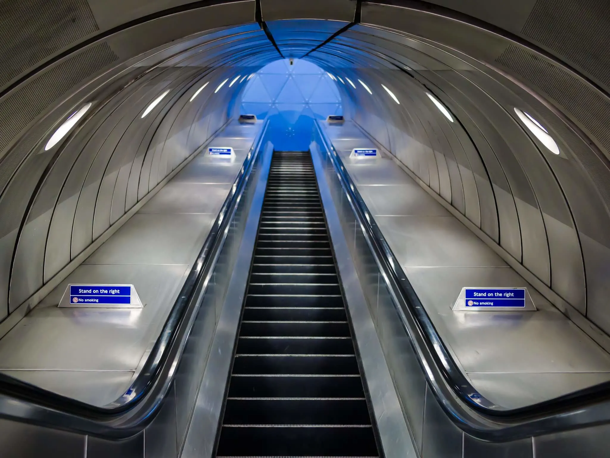 how to do the London Underground with luggage