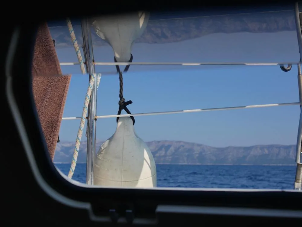 Medsailors window