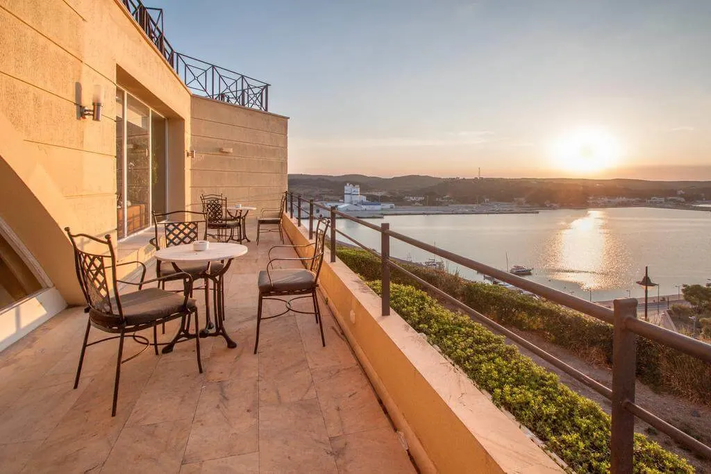 Lounge in Mahon