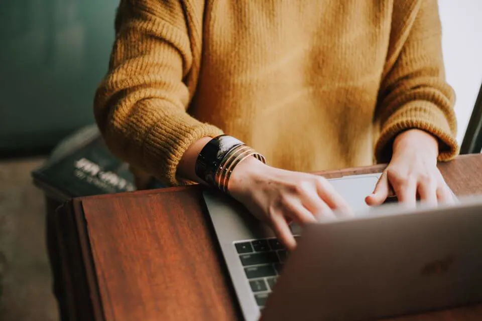 staying safe online abroad
