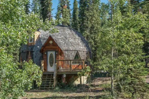 Places to Stay in Whitehorse Yukon - Aurora Sun Cottage