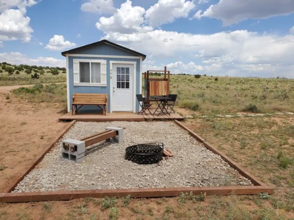 Tiny House Airbnb in Valle Grand Canyon