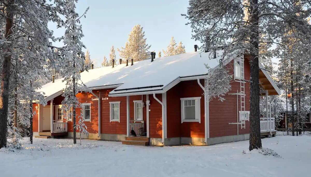 7 Incredible Luxury Airbnbs in Levi, Lapland (WITH HOT TUBS!)