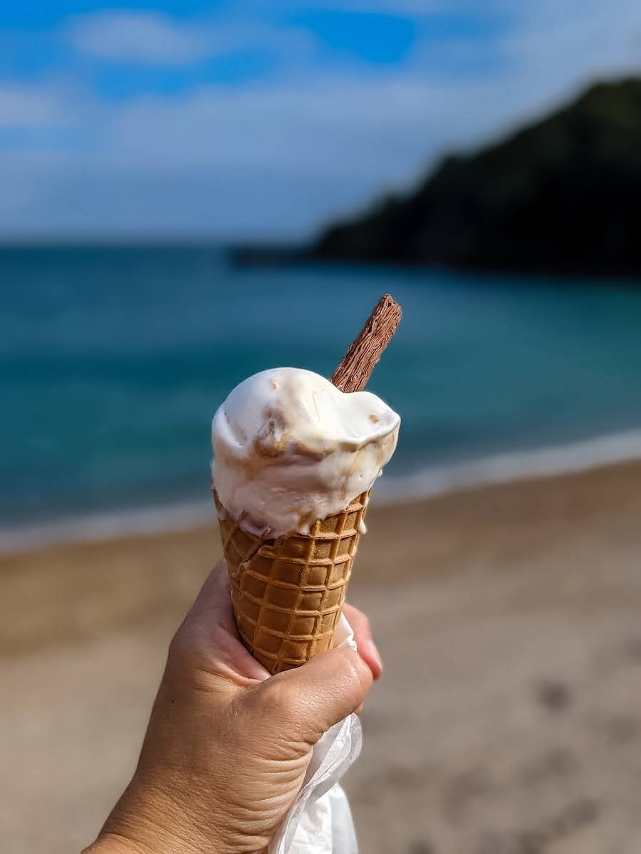 Best beach for ice cream guernsey