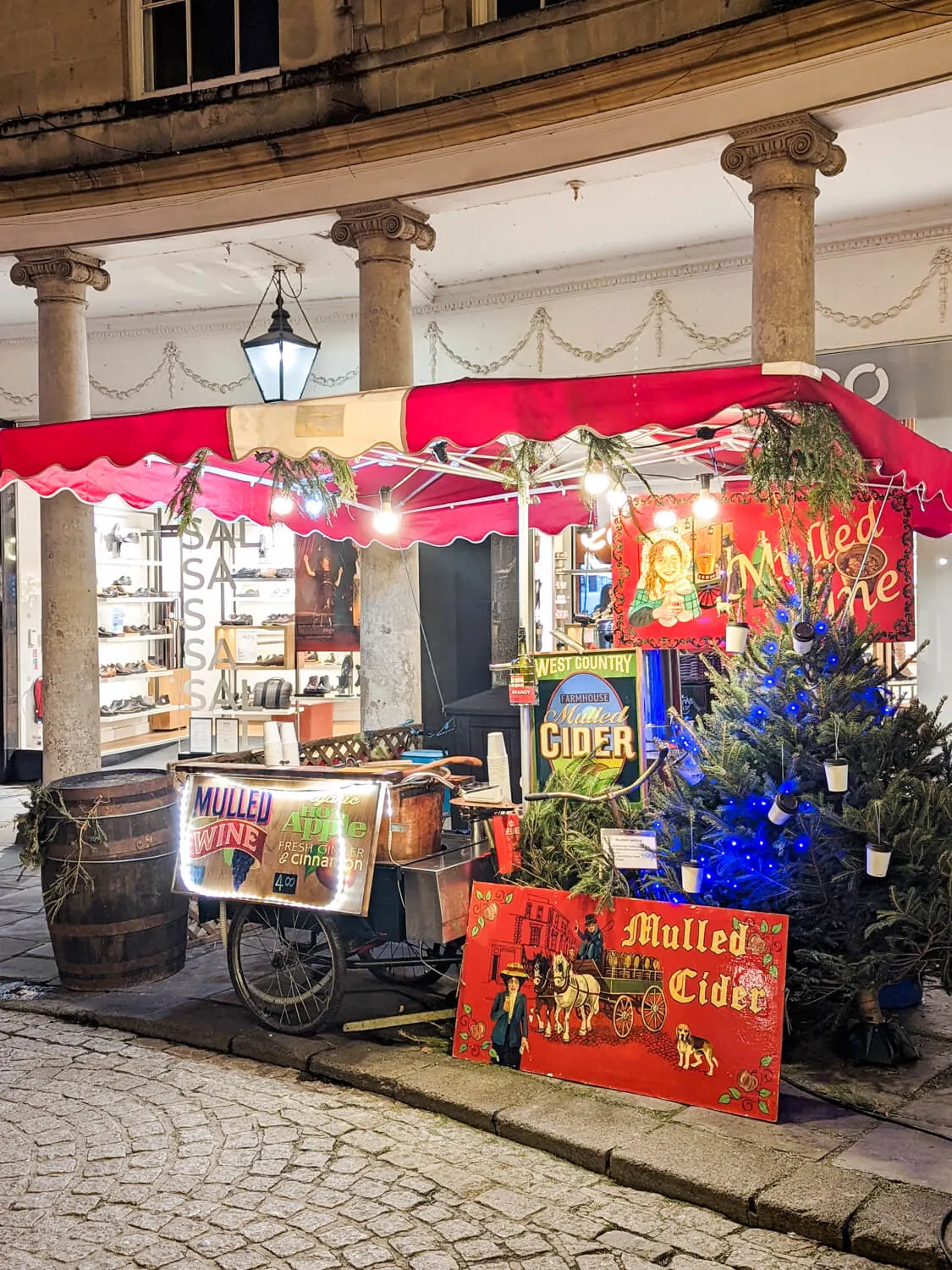 mulled wine in bath