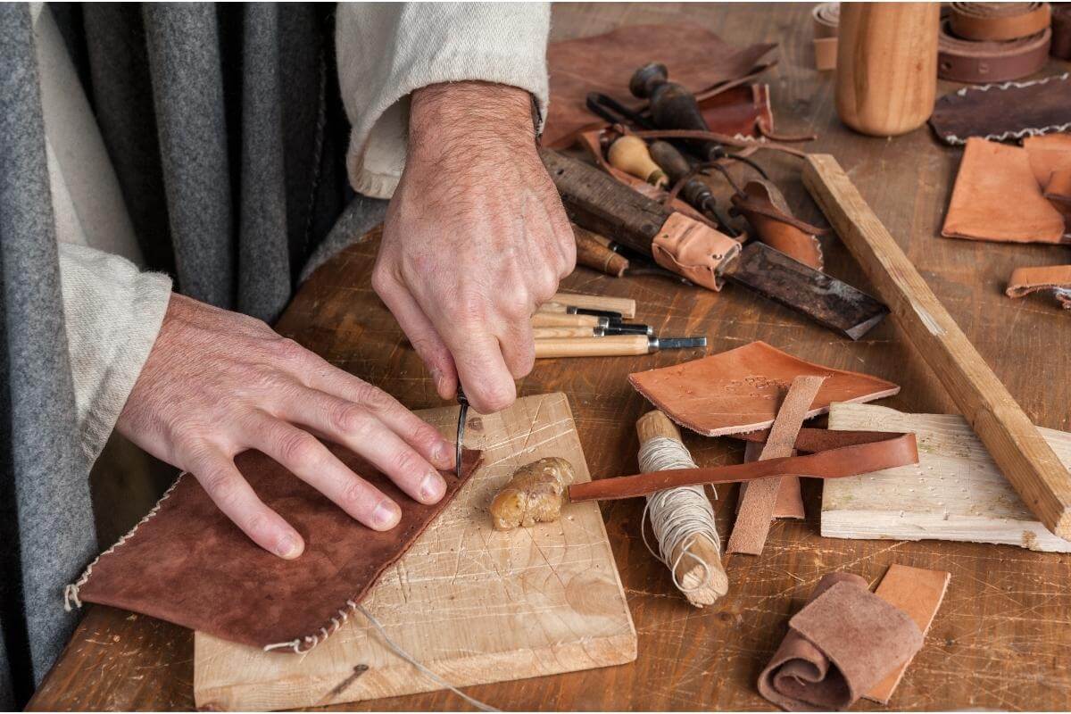 leather artisan in italy