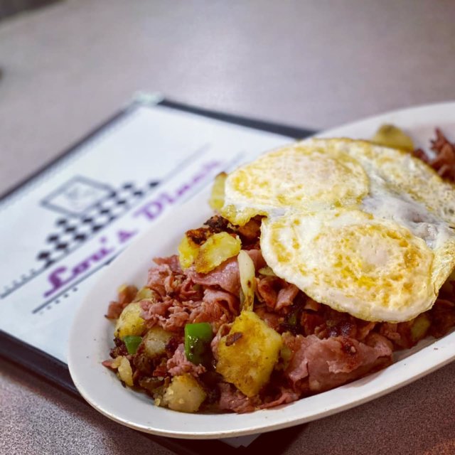 11 Best Cheap Breakfasts in Vegas for the Morning After