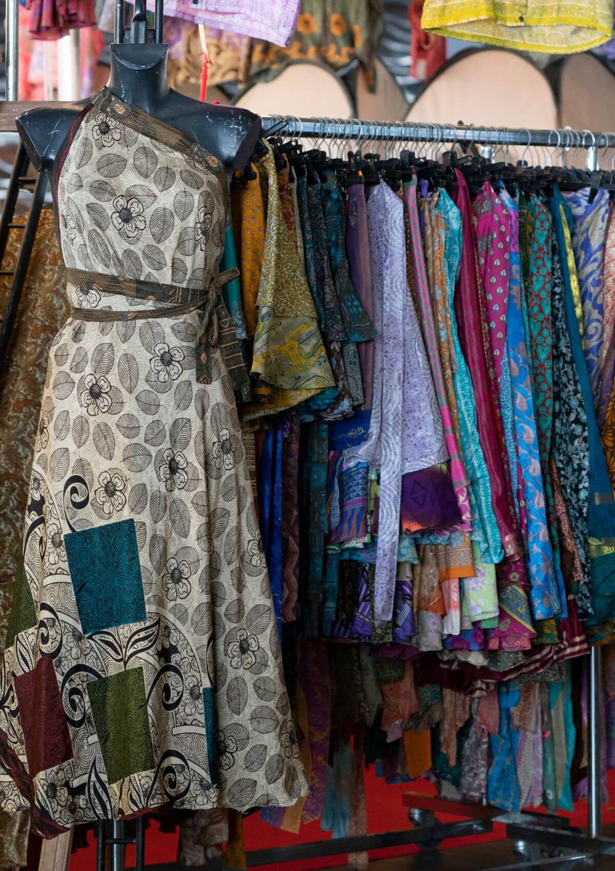 Stylish clothing from India as souvenirs