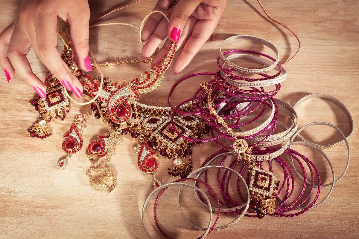 India jewellery souvenirs