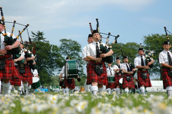 13 Unique Scotland Souvenirs to Remember Your Trip By