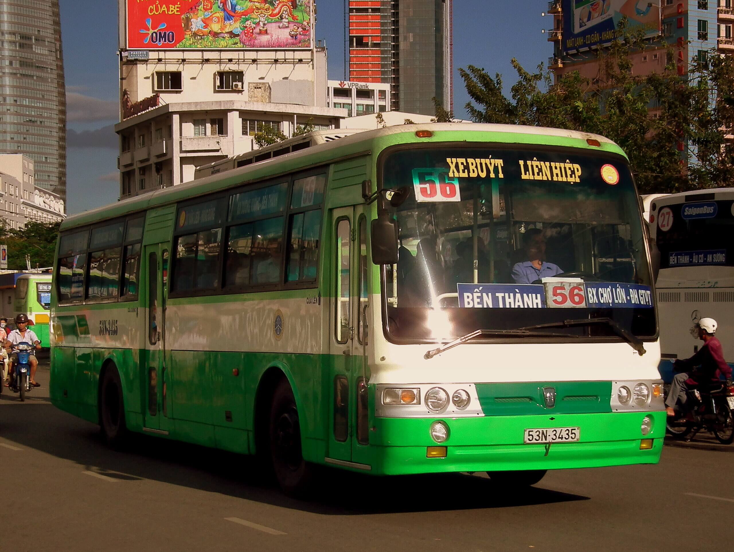 buses in VIetnam