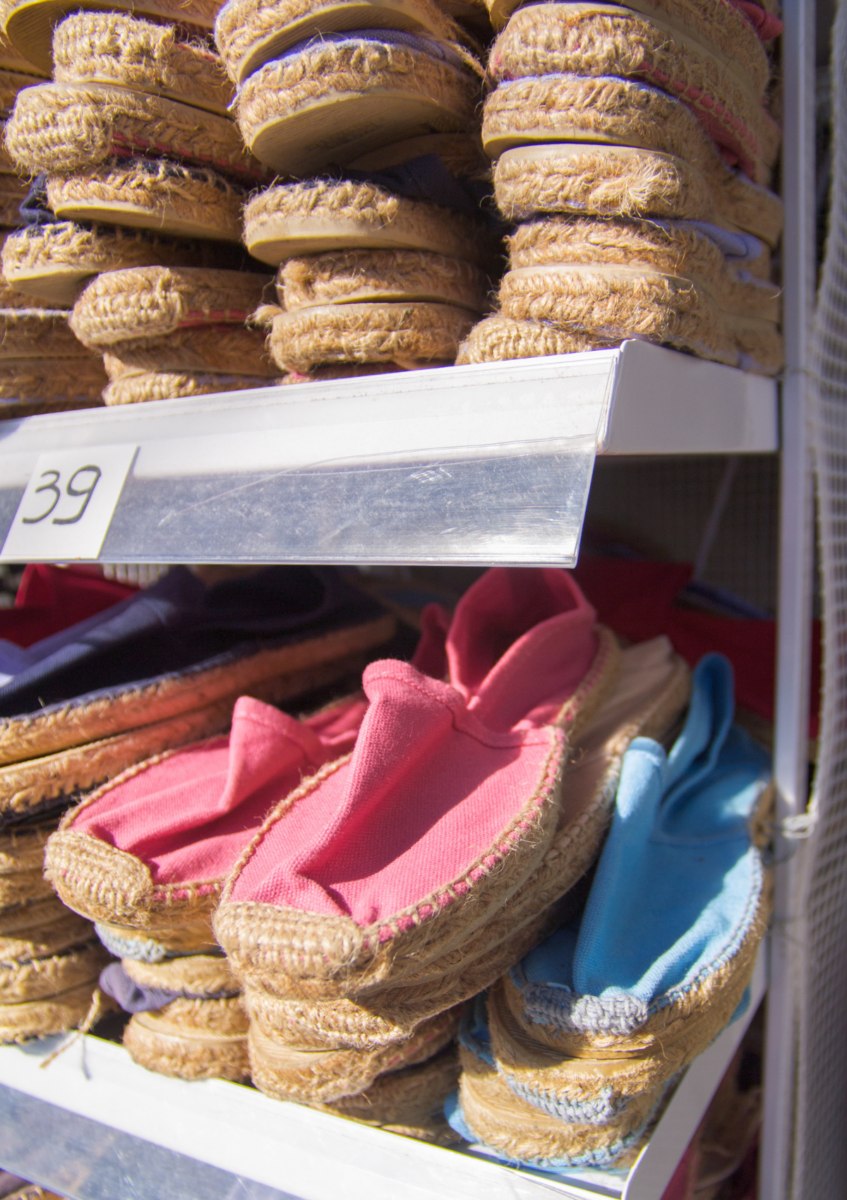 13-best-souvenirs-from-barcelona-to-remember-your-trip-by