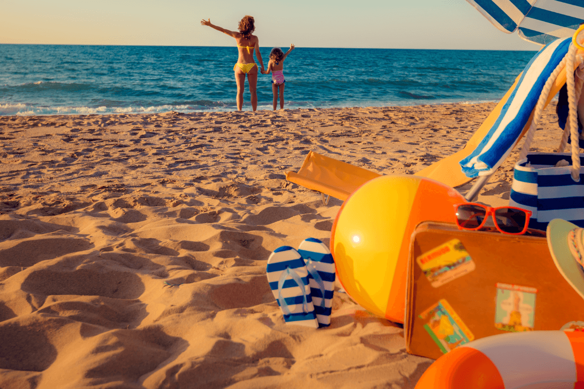 Ultimate Beach Packing List for Family Adventures: 25 Things You NEED