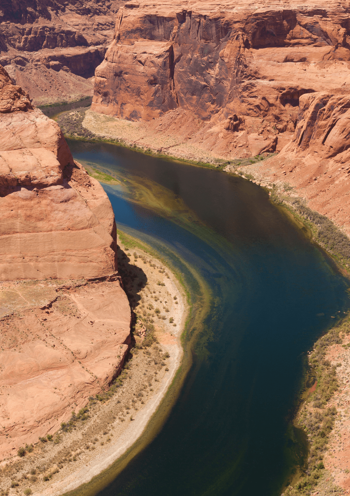 Horseshoe Bend, Arizona is top places to see near the Grand Canyon