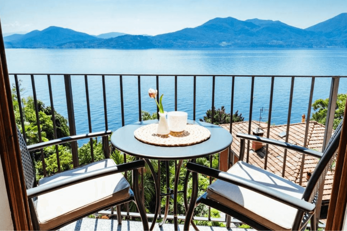 hotels with balconies overlooking Lake Maggiore