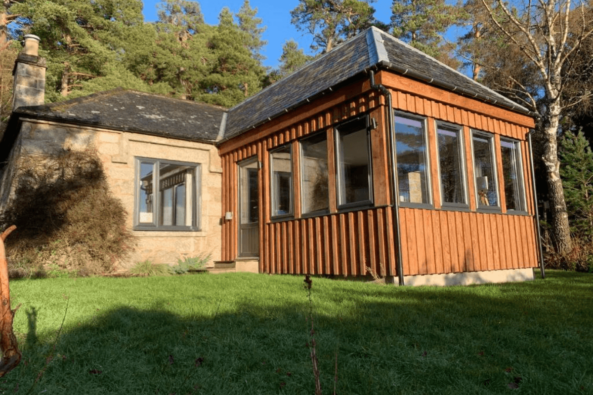 cottages with hot tubs in the Highlands