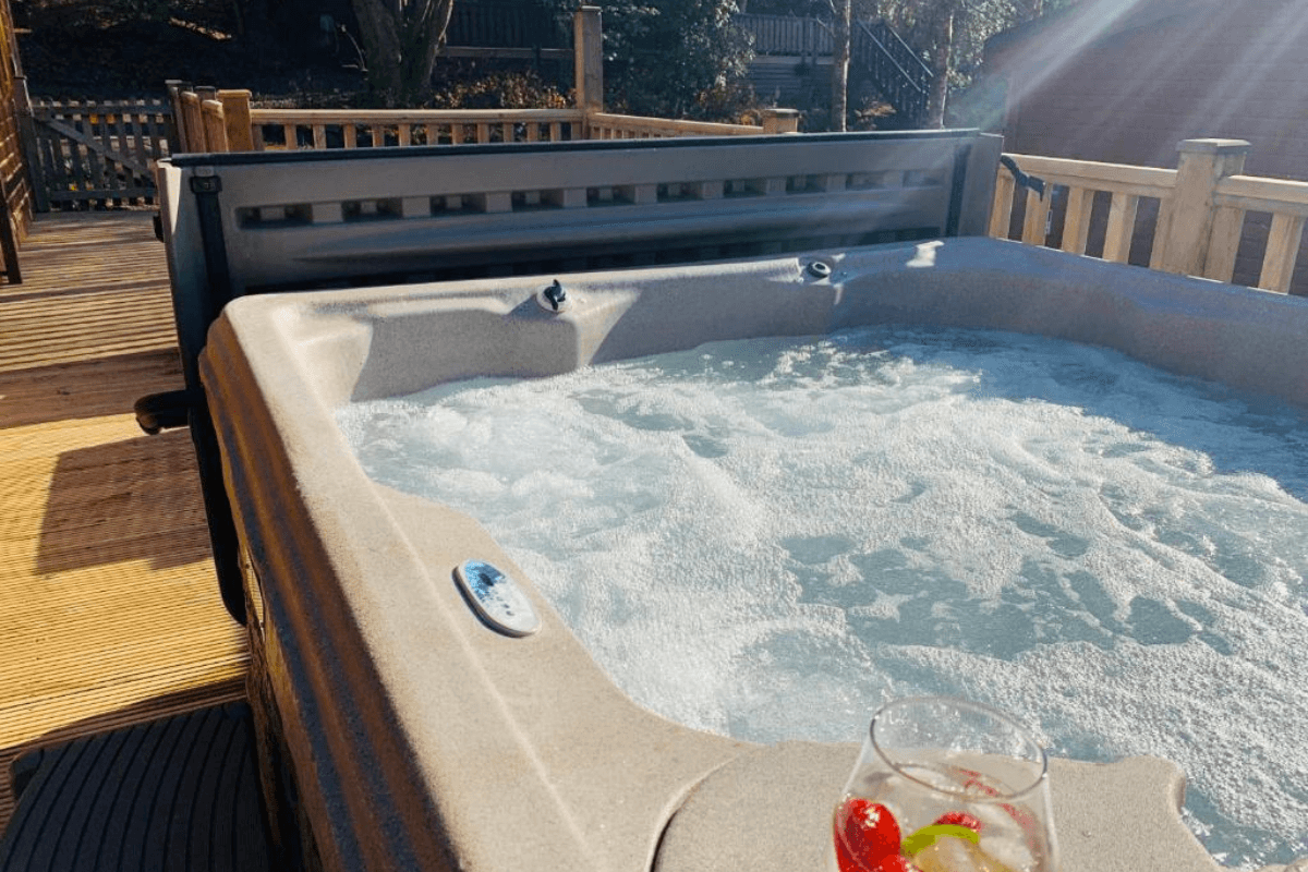 Lake district lodges with hot tubs