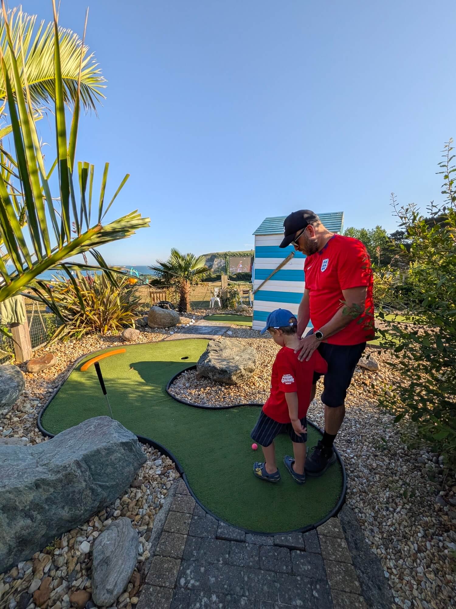 The golf course Whitecliff Holiday Park